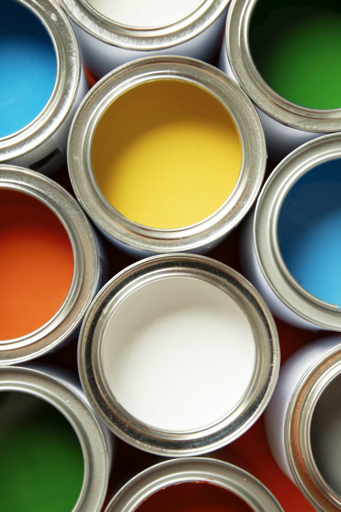 flat-lay-colorful-paint-cans-arrangement